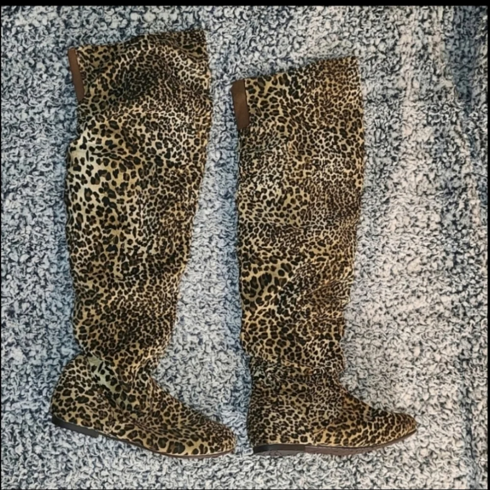 Nature Breeze Leopard Slouch Vickie Thigh High Boots